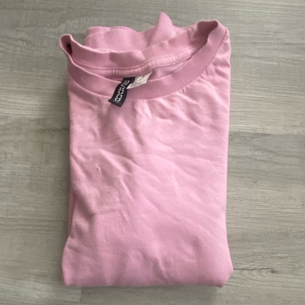 ⭐️ BRAND NEW! Divided (H&M) ColorBlock Crewneck.